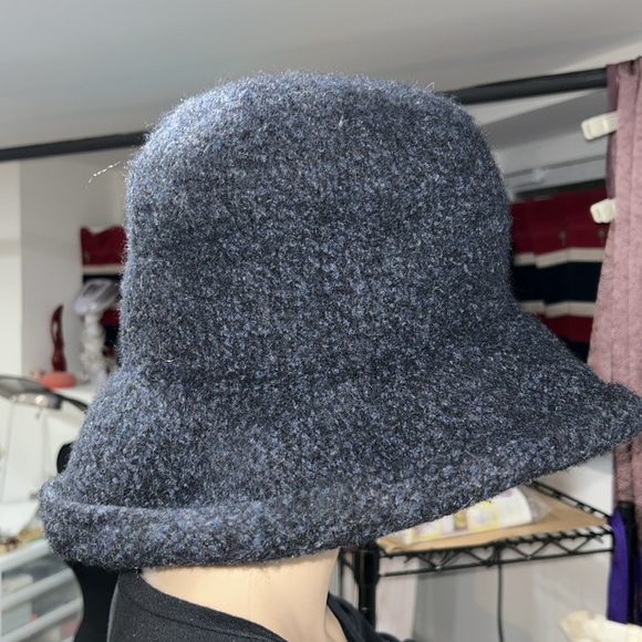 Wool bucket hat - Picture 3 of 3